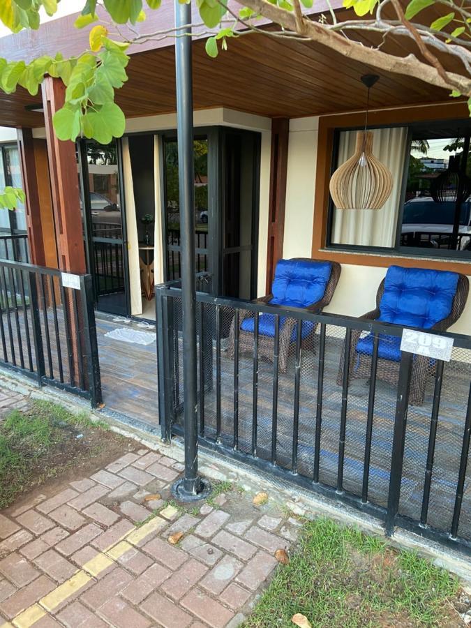Flat Em Guarajuba Com Excelente Estrutura Apartment Exterior photo